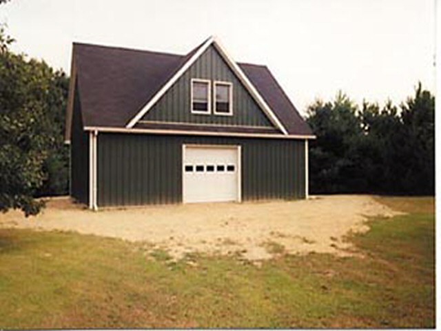 pole barn builders ,garage contractors, custom garages